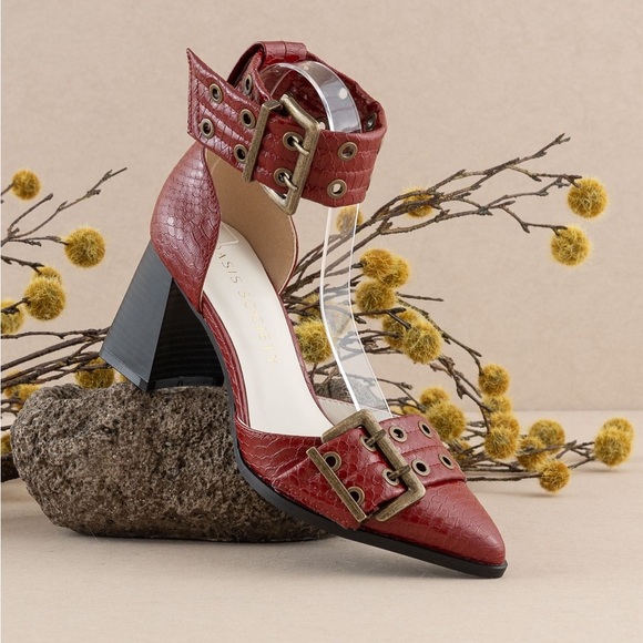 Croc-embossed Double Buckle Pointed Toe Heels - Oasis Society - Picture 2 of 5